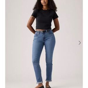 Levi Strauss & Co Womens Boyfriend Jeans Taper Lapis Gem Medium Wash sz 28 x 27